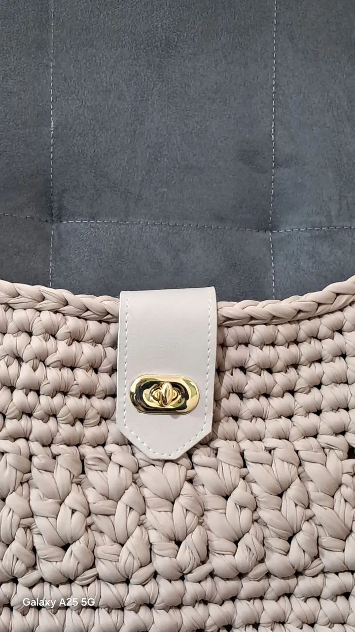 Bolsa de crochê feito a mão  - Foto 3