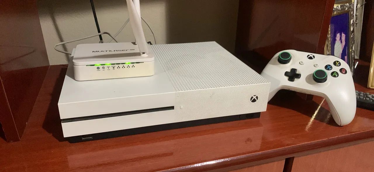 Xbox one S 500Gb