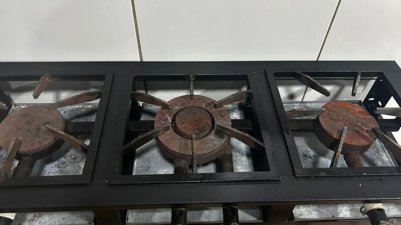 Vendo Fogão industrial 