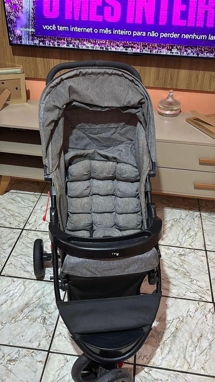 Vendo carrinho de bebê  - Foto 4