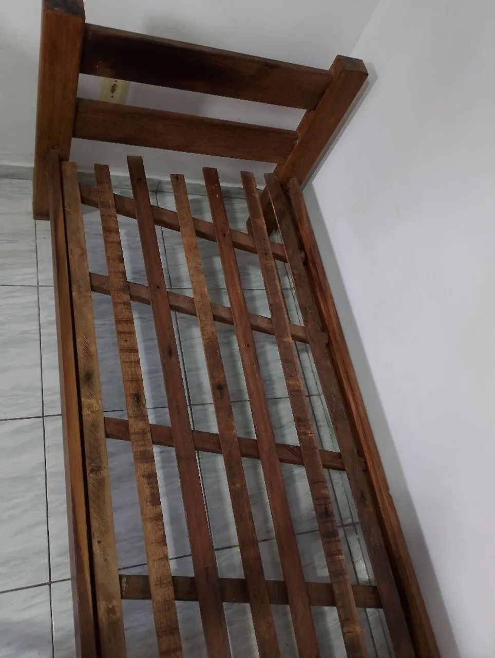 Cama de madeira maciça solteiro  - Foto 2