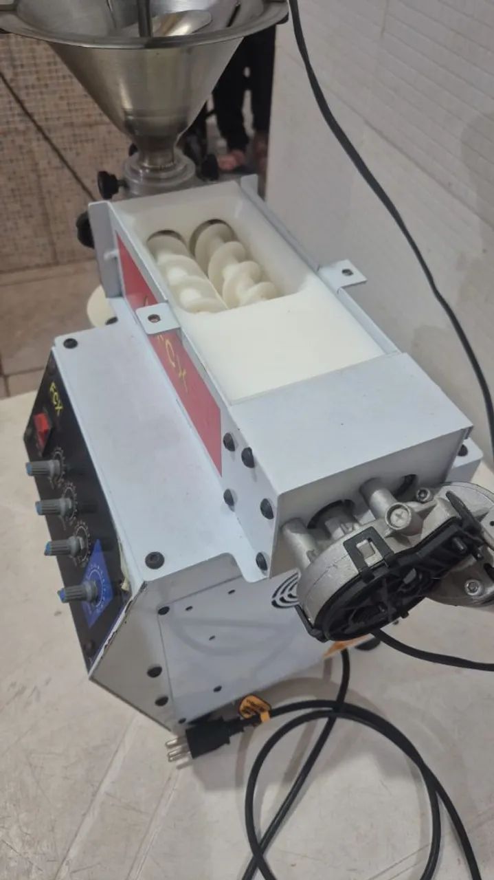 Máquina de salgados  - Foto 3