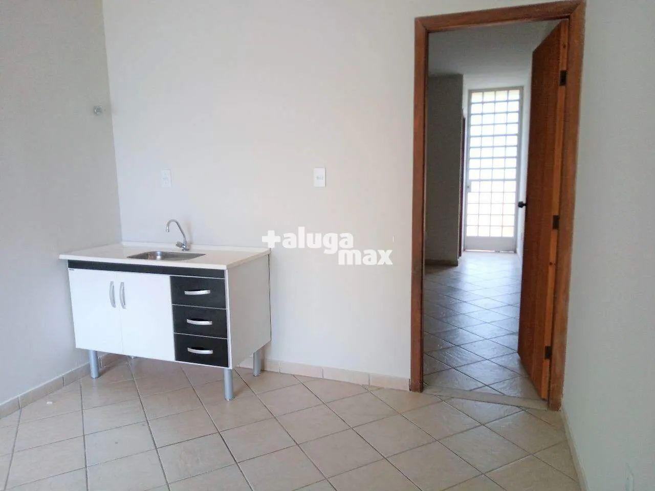 Casa com garagem no Estoril