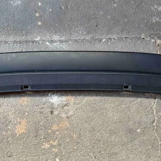 Saia Spoiler Traseiro Volkswagen Golf (2014 a 2018) - Original Usado - Foto 2