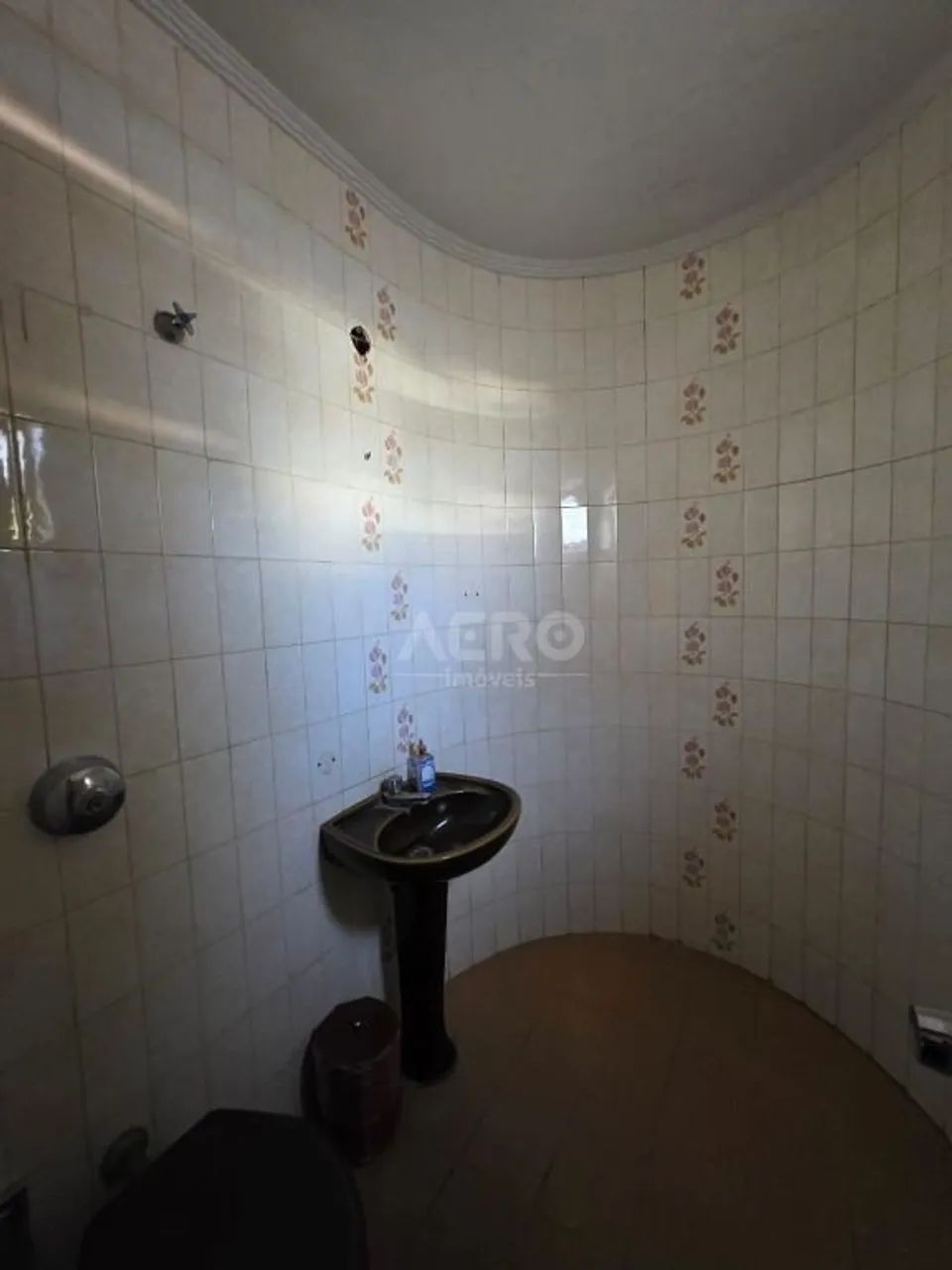 Casa térrea PARA REFORMA NO CONDOMÍNIO SAMAMBAIA - Foto 4