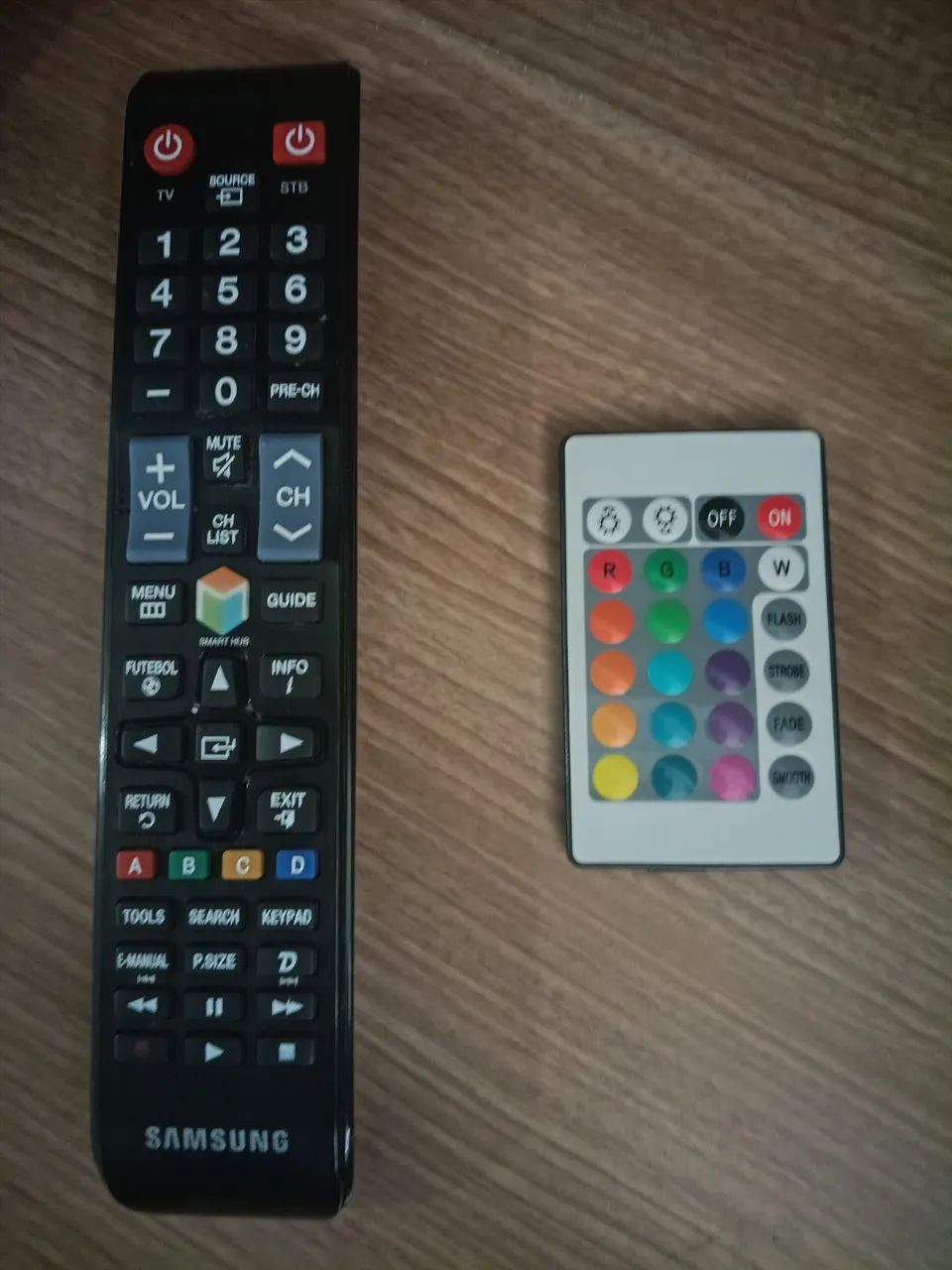 Smart TV Samsung LED Curva de 48 polegadas muito boa  - Foto 5