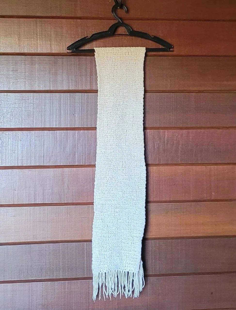 Cachecol de Crochê Artesanal Off-White Elegante - Foto 4