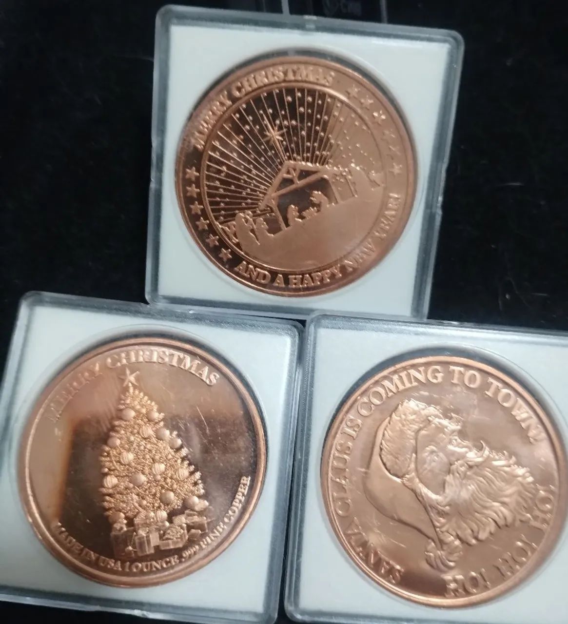 Três moedas de Fine Cooper 1 Ounce troy USA 