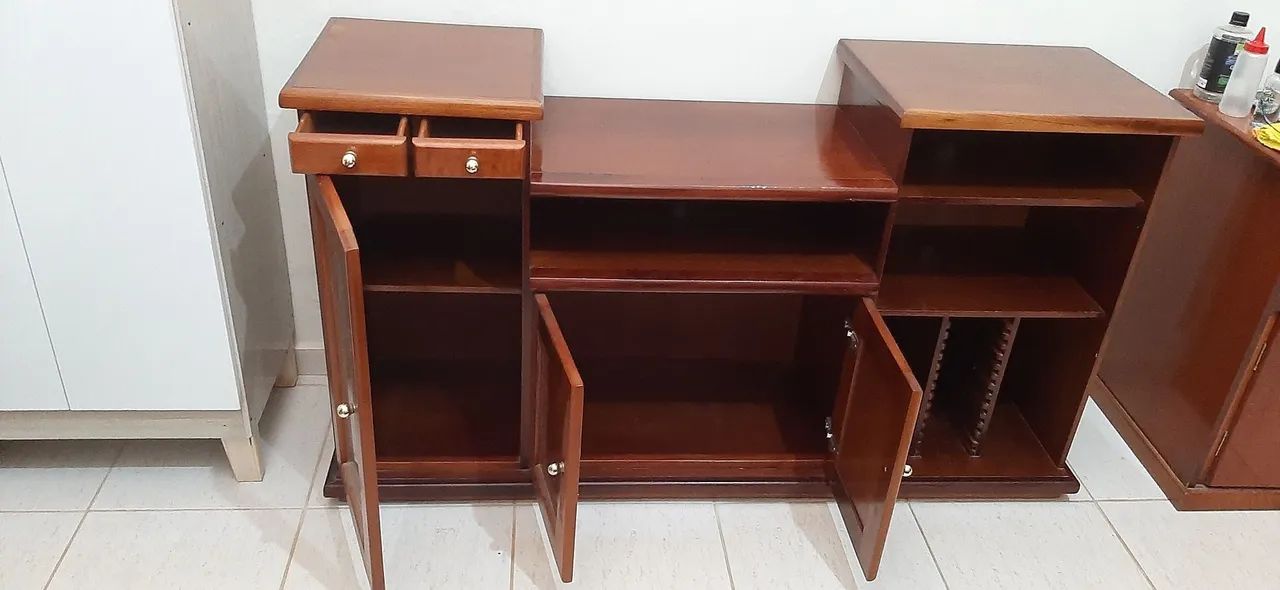Rack tipo bufe material em madeira excelente. - Foto 3