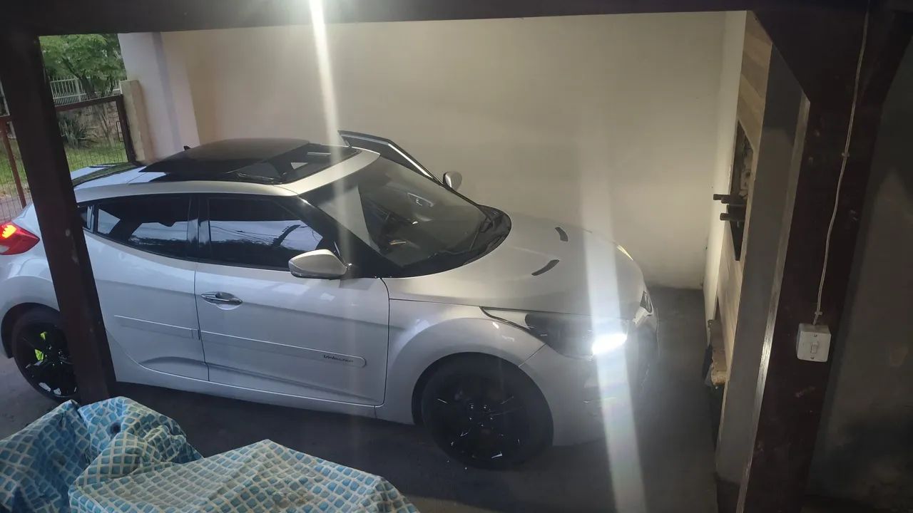 Hyundai Veloster 1.6 16V 140CV AUT. 2013