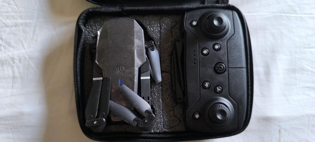 Drone E88 Wi-Fi Dual Camera HD - Foto 4