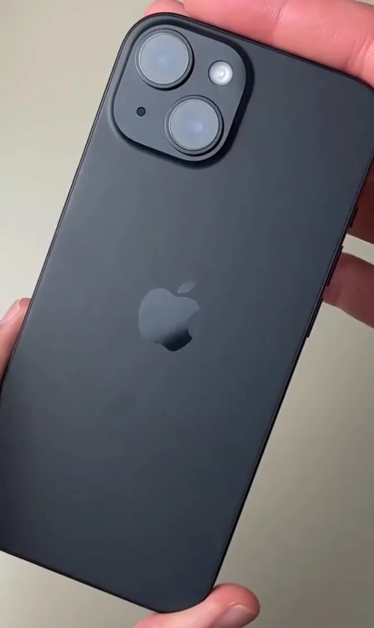  iPhone 15 (128 GB) - Preto  - Foto 5