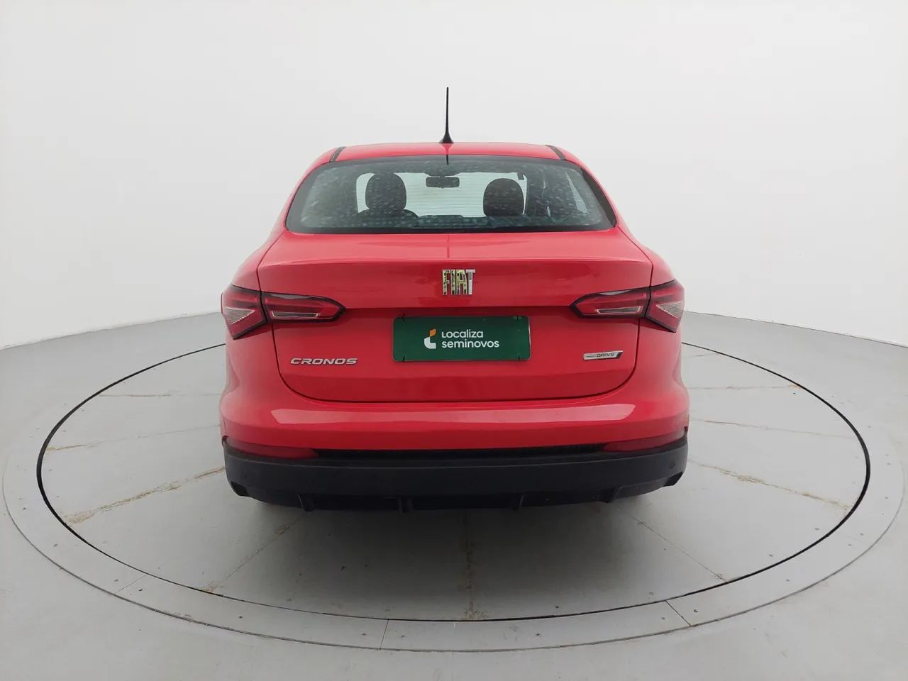 Fiat Cronos Drive 1.0 6V, foto 4 de 18