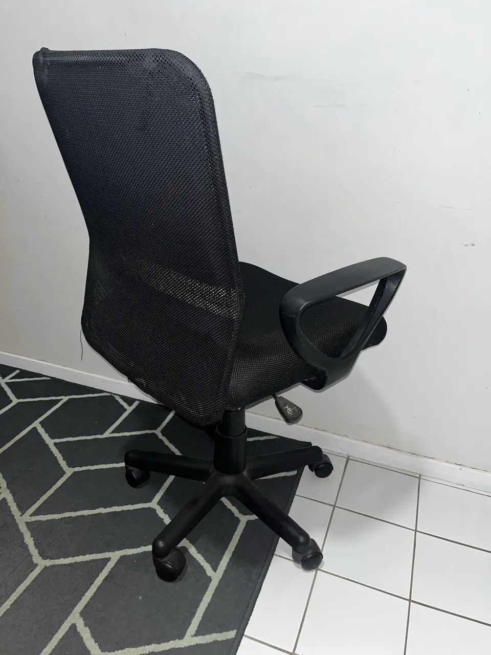 Cadeira de Escritório  - Foto 3