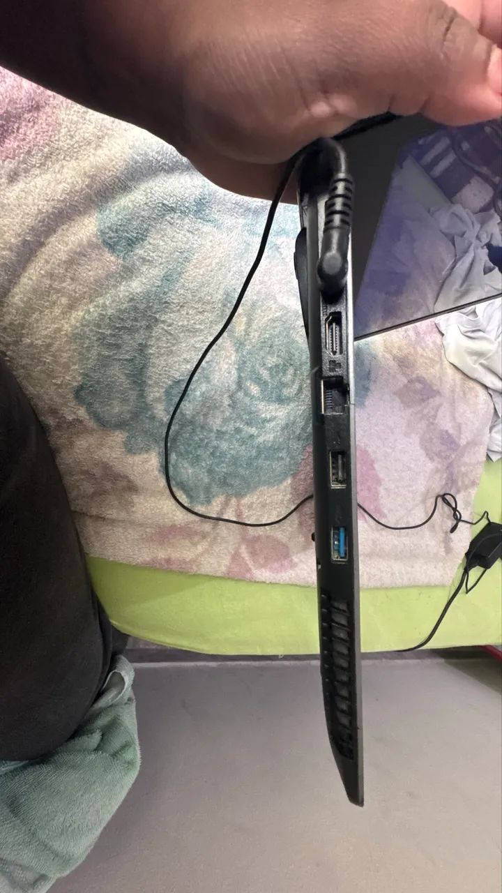 Vendo Notebook Positivo Stilo XR2990, em bom estado e funcionando. - Foto 3