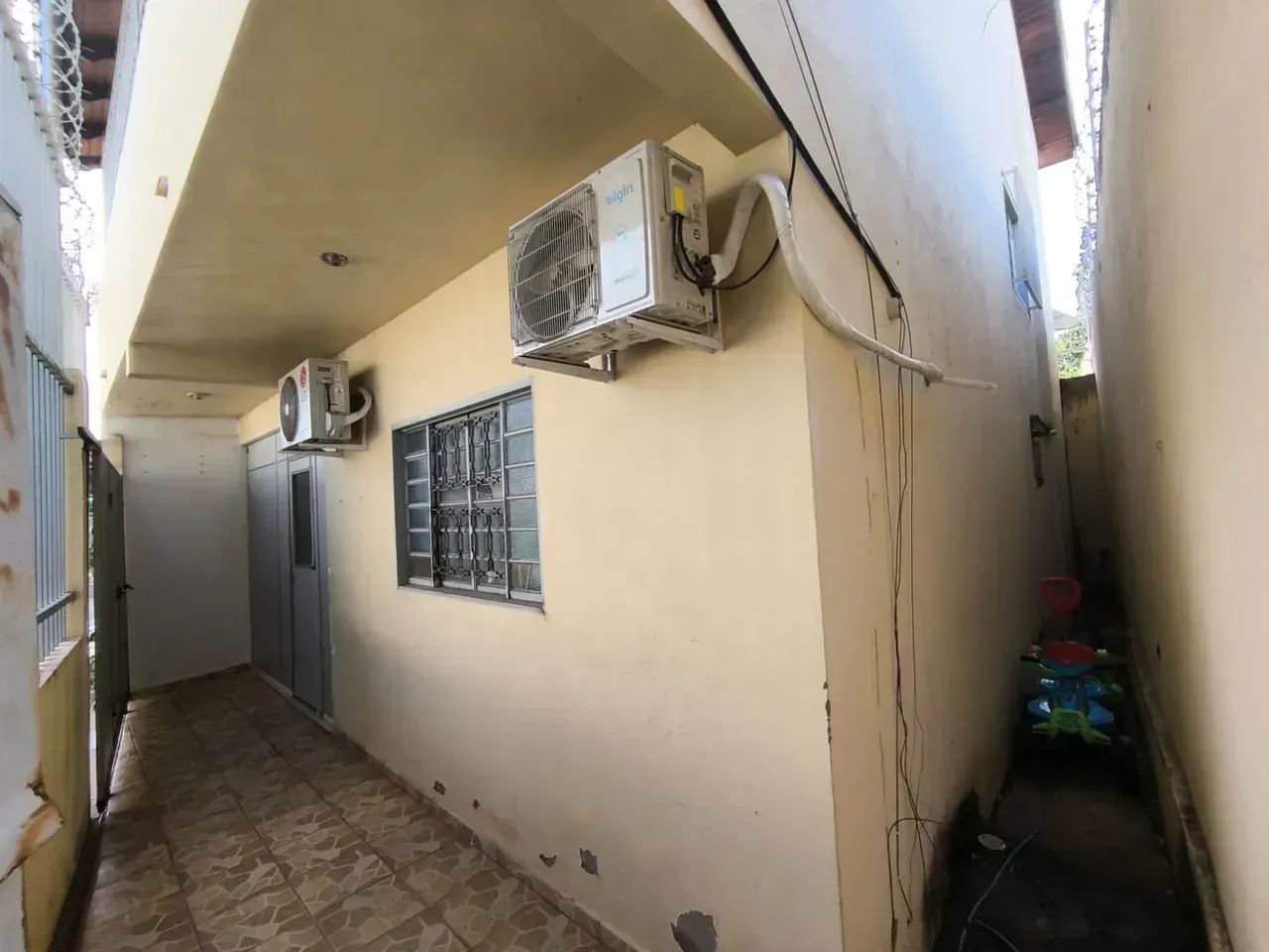 SOBRADO - ARAES  / AV. MATO GROSSO - Foto 2