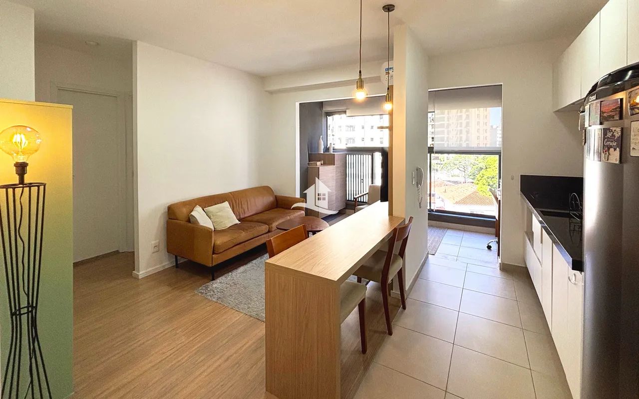 Apartamento/Studio mobiliado para venda no Cambuí em Campinas.