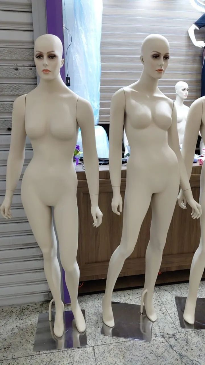 Maniquins de fibra  - Foto 2
