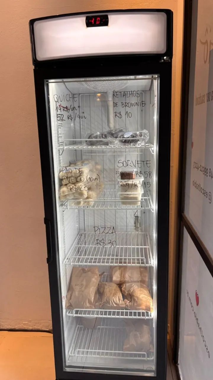 剥製　 Freezer expositor Gelopar GLDF 315 - Gastronomia e Hotelaria