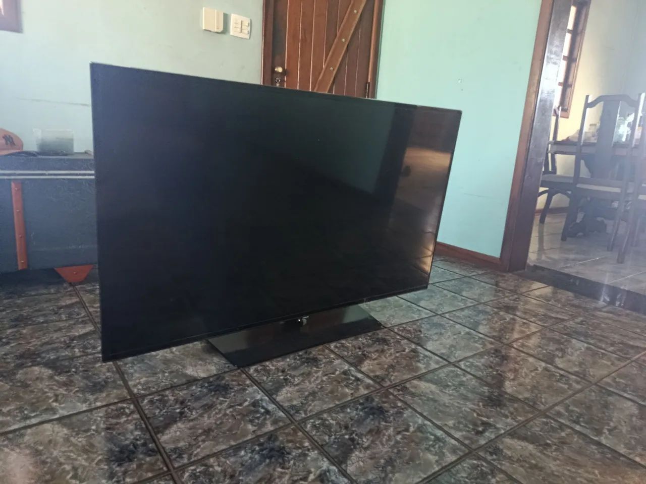 Televisão Samsung com defeito