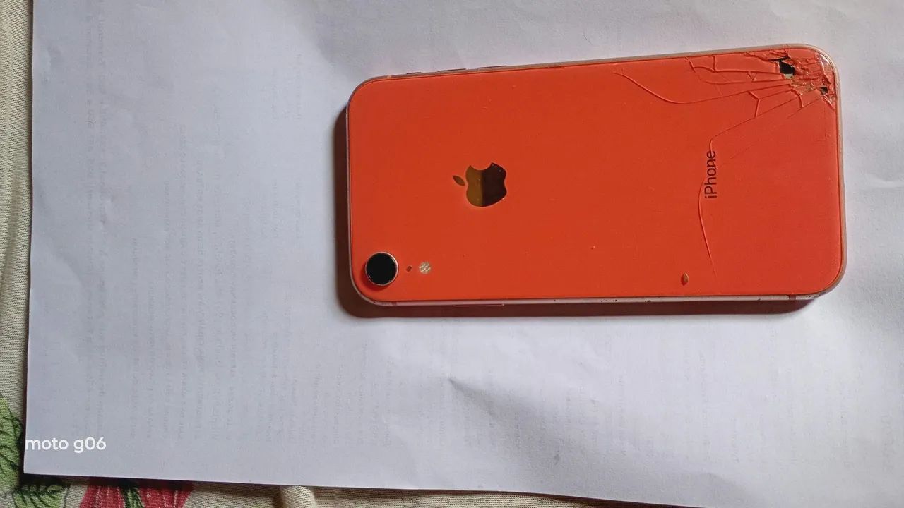 iPhone Xr semi novo - Foto 2