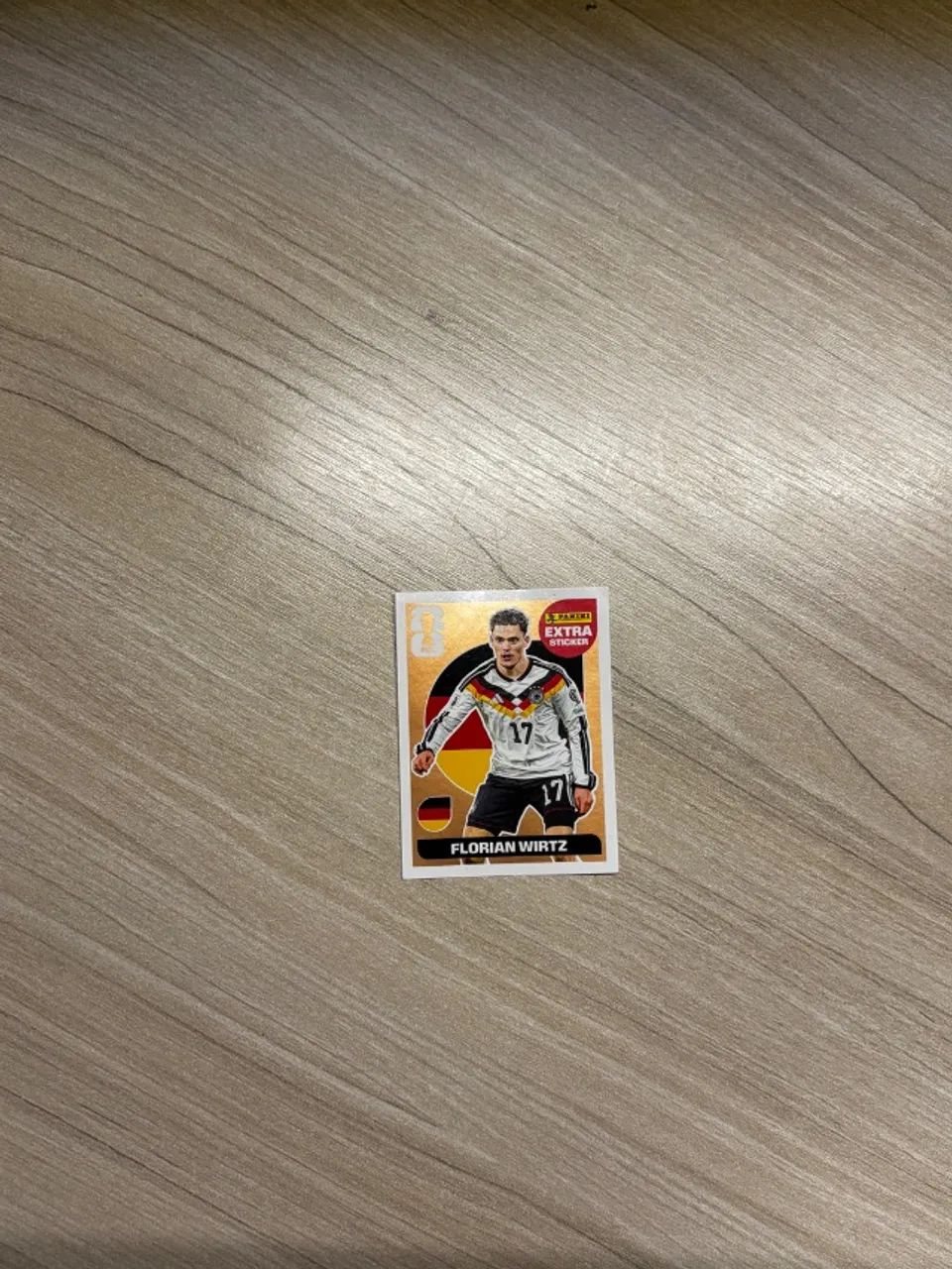 Kit com 3 figurinhas extras | mbappé bronze + 2 figurinhas bônus - Foto 4
