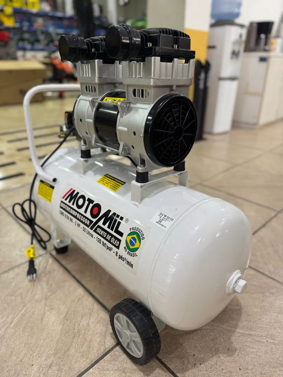 Compressor de Ar Odontológico Isento de Óleo 50L 120psi - Motomil - Foto 3