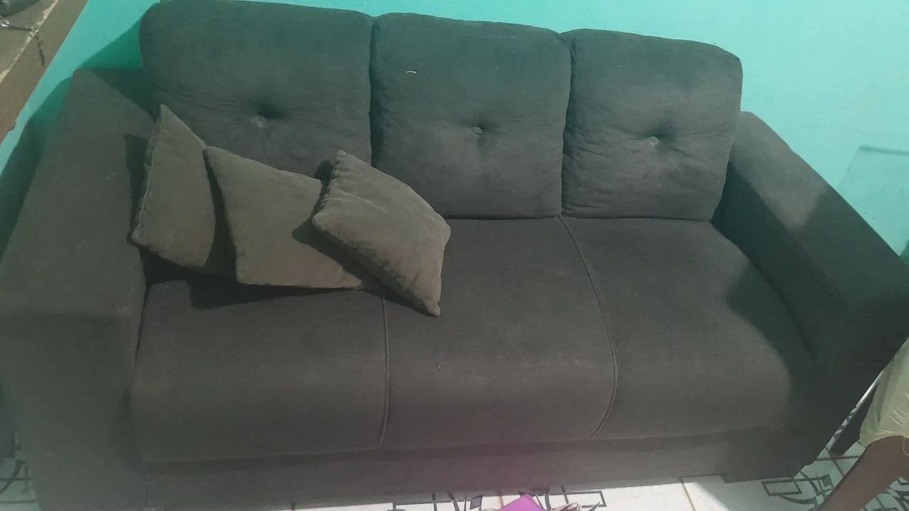 Sofá + 3 almofadas - Foto 2