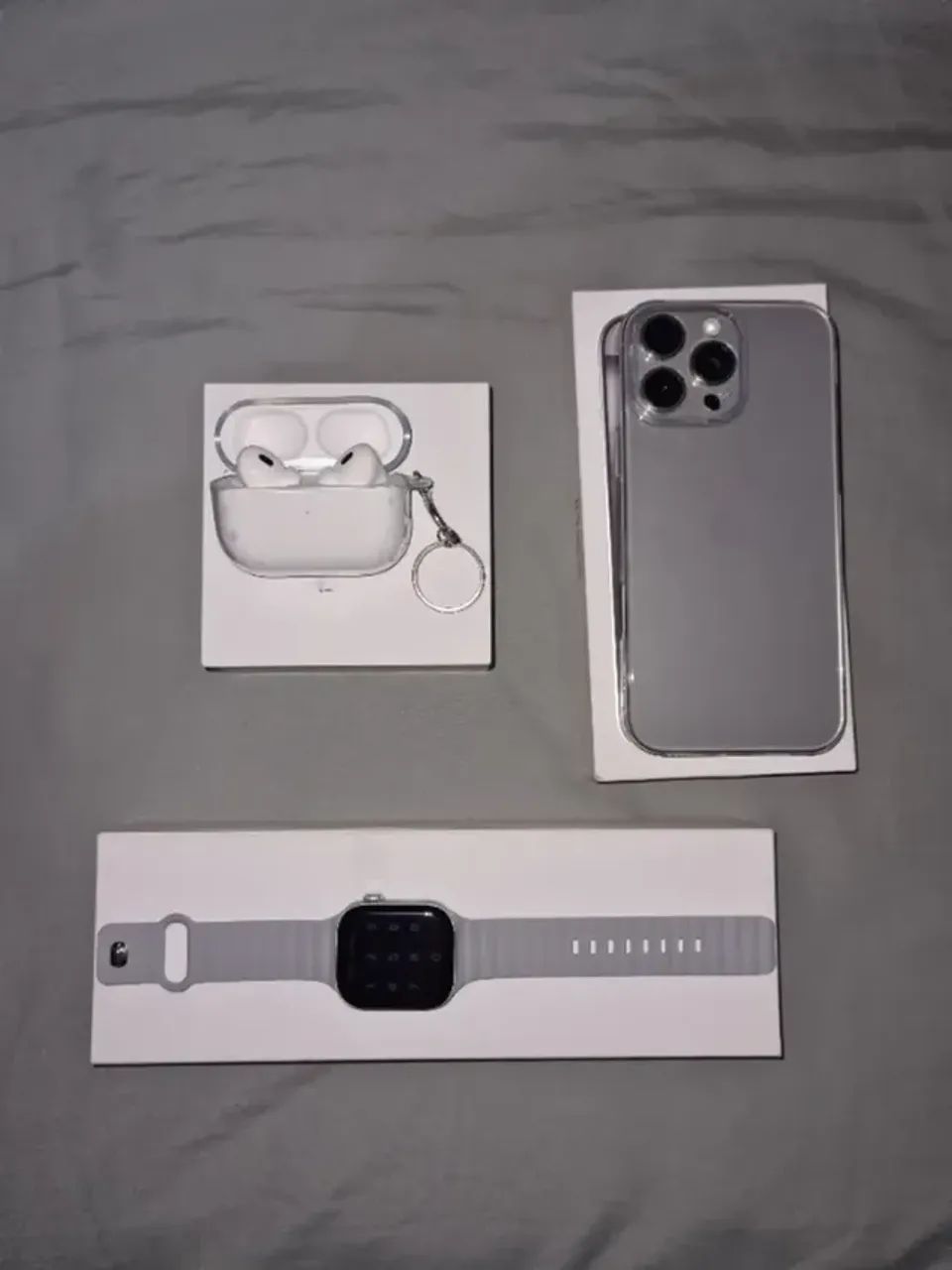 iPhone 16 Pro 256GB & Apple Watch 8 セット Kit Apple Impecável: iPhone 16 Pro Max 256 + AirPods Pro 2 + Watch