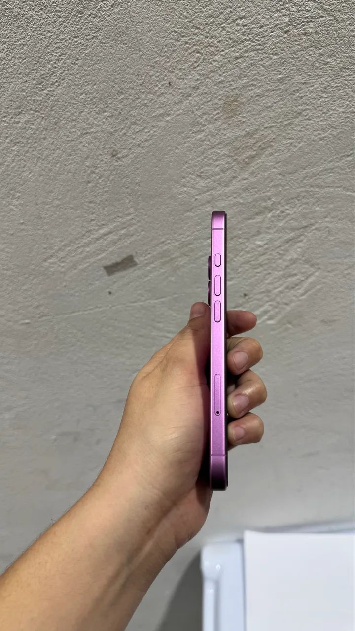 iPhone 16  - Foto 4