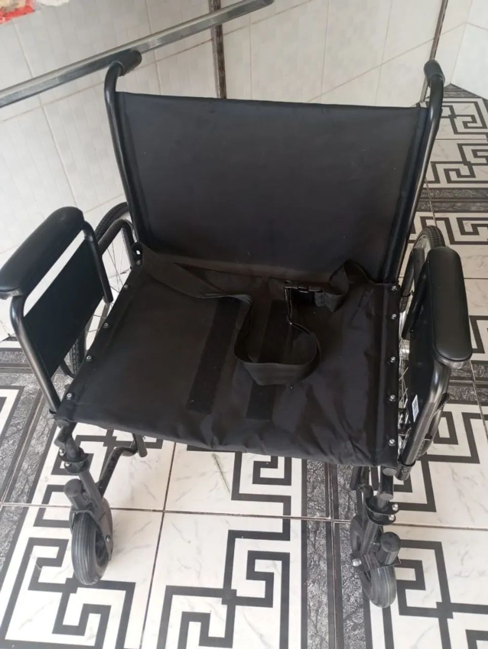 Cadeira de rodas  - Foto 2