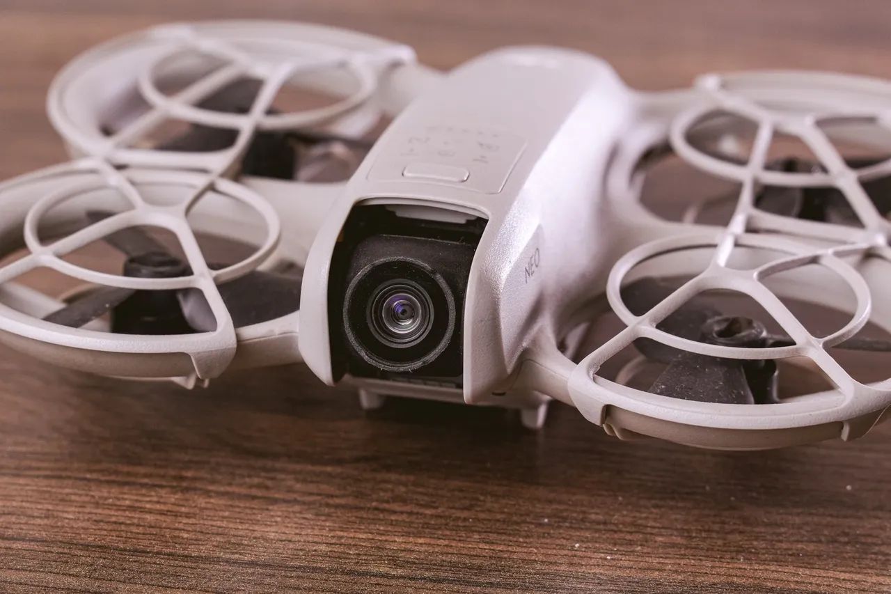 ? DJI NEO + 4 BATERIAS - ESTADO DE NOVO ?