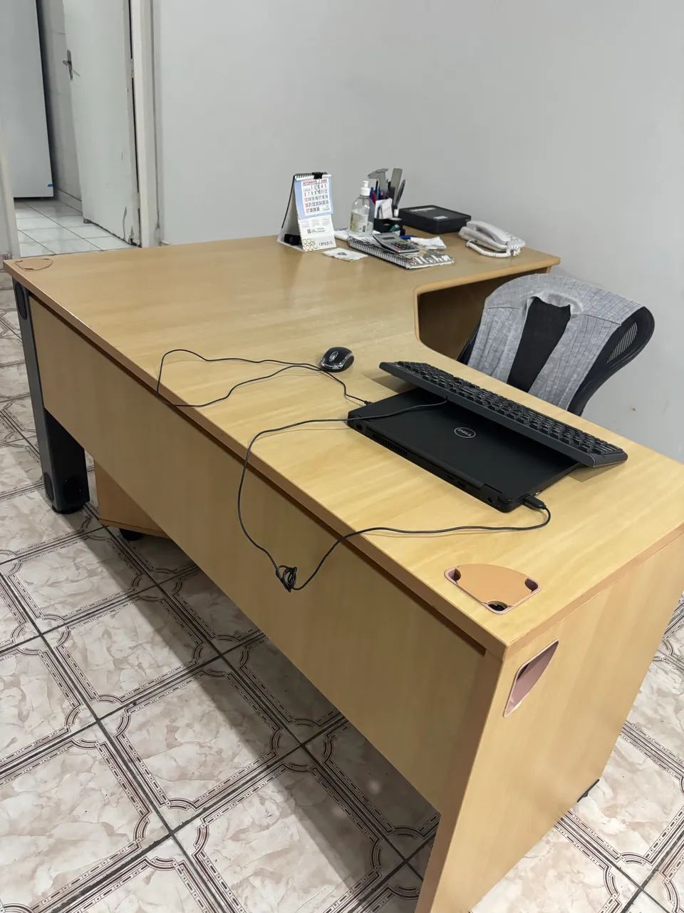 Mesa escritório Giroflex em L - Foto 3
