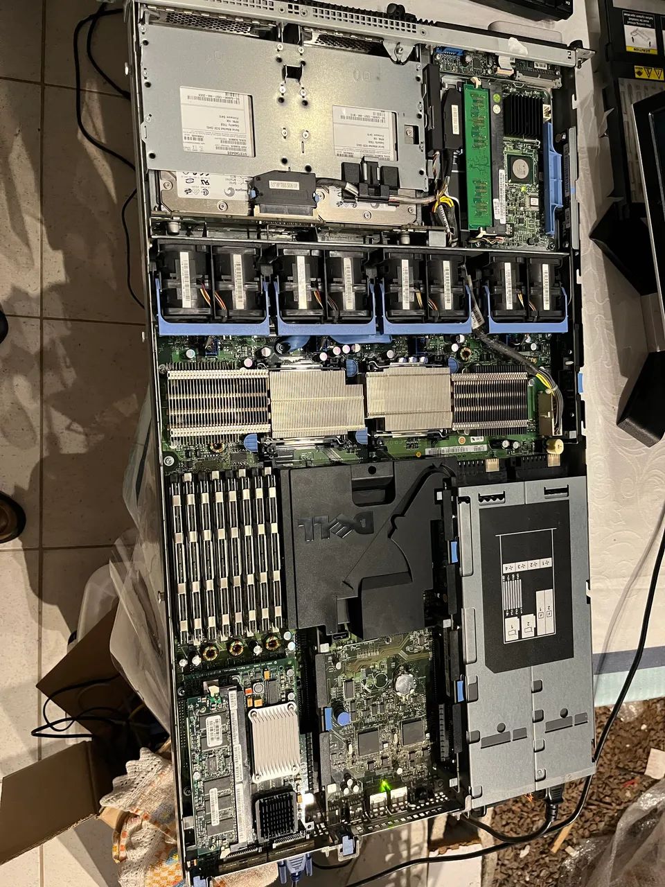 Dell PowerEdge 1950 - Foto 5
