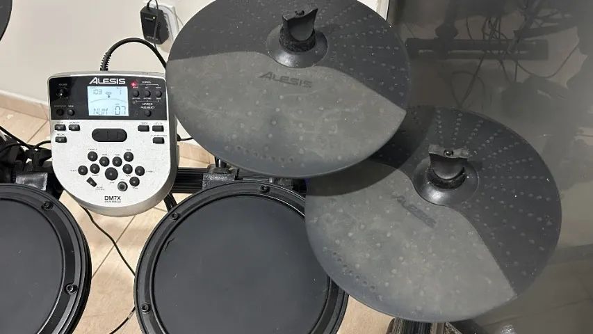 Bateria Eletrônica ALESIS DM7X - Foto 5