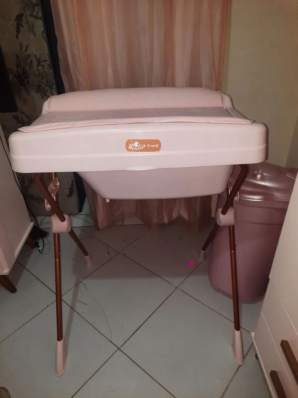 Venho berço e banheira com trocador - Foto 2