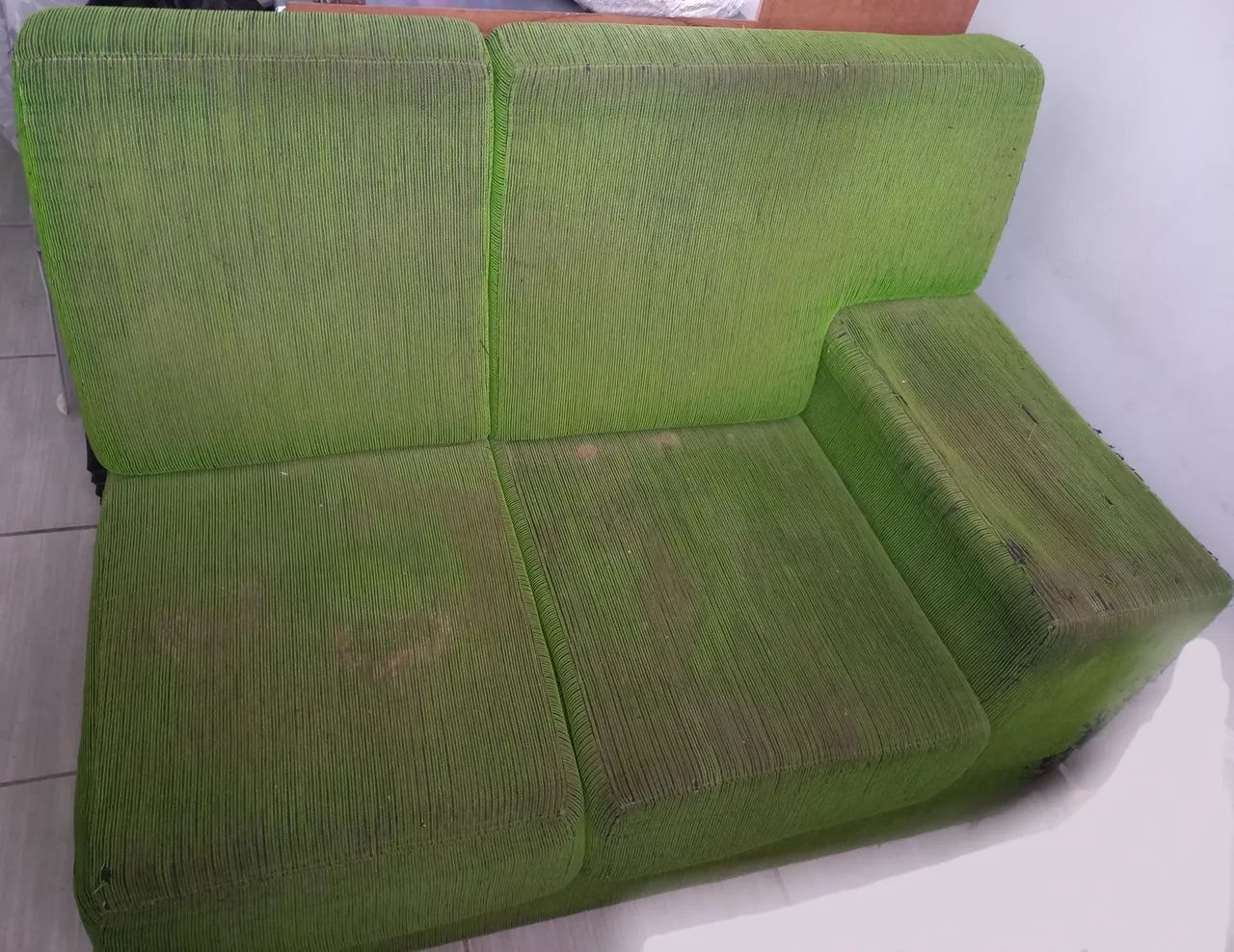 Sofá 2 lugares com chaise usado - Foto 2