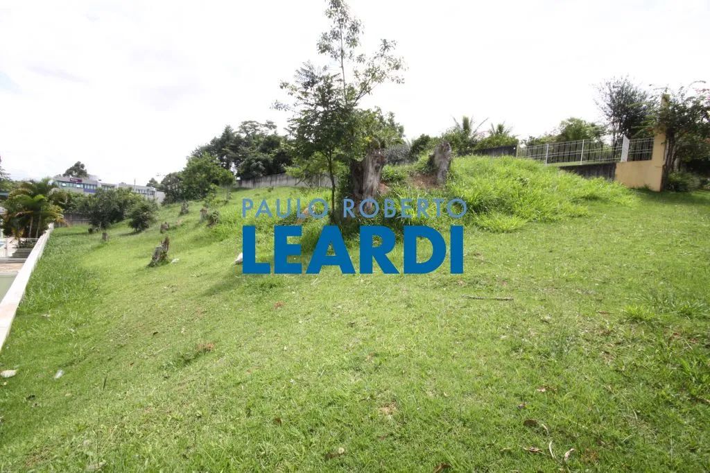 TERRENO - TAMBORÉ - SP