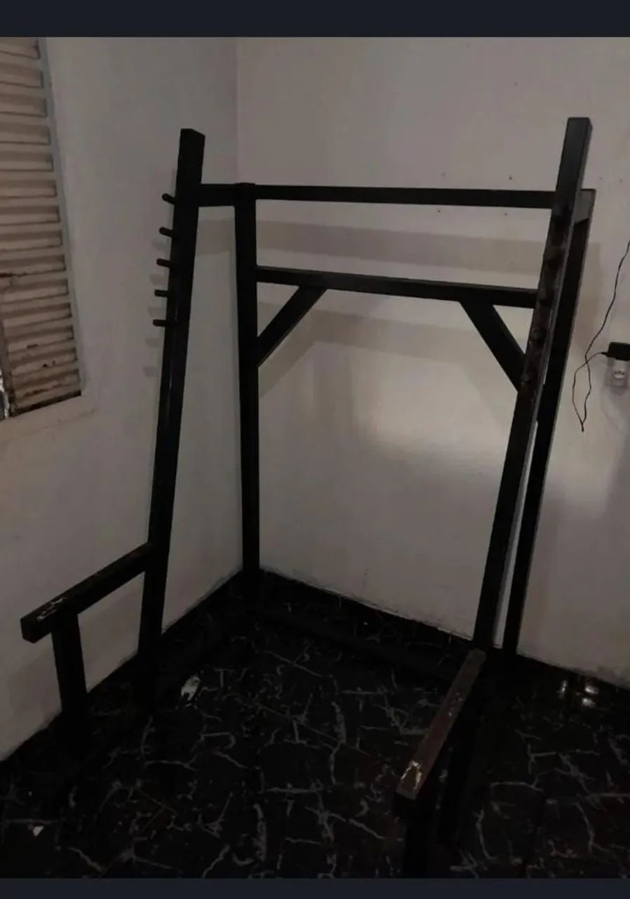 Máquina de agachamento 
