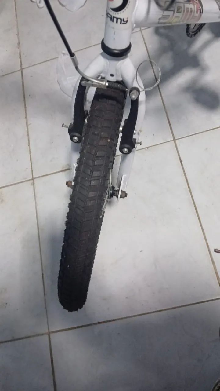 Bicicleta Nova,700$ - Foto 3