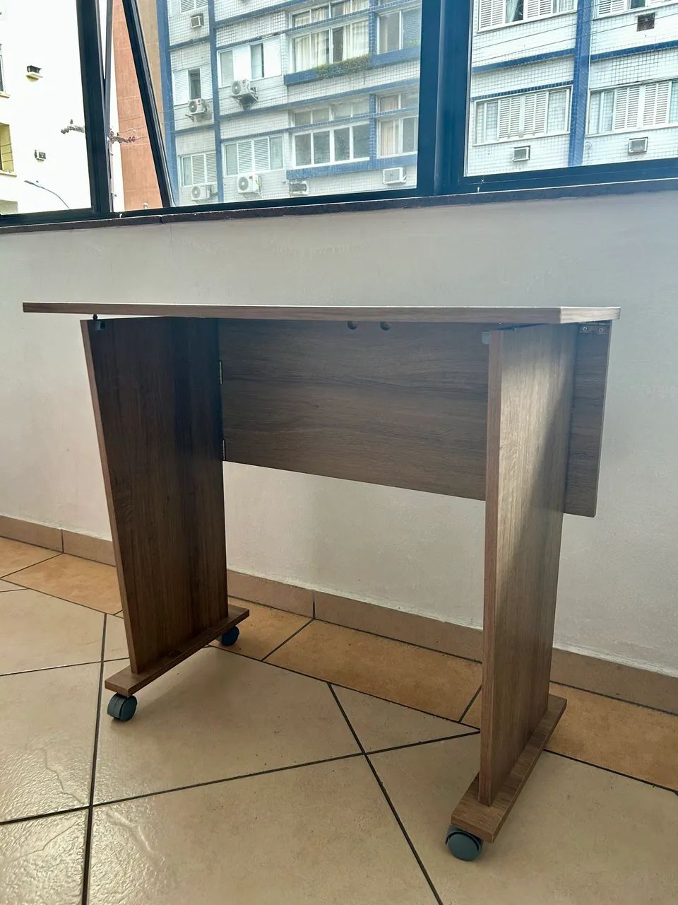 Mesa Dobrável com rodinhas  - Foto 4