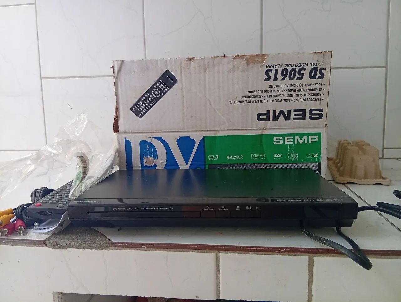 Dvd player novo na caixa  - Foto 3
