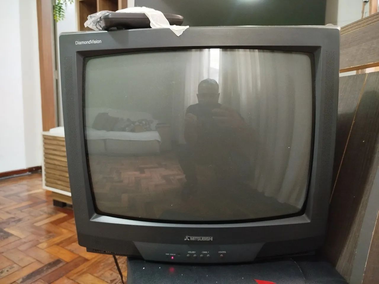 TV DE TUBO MITSUBISHI apenas r$ 220<br>MODELO TC-2009 20 POLEGADAS