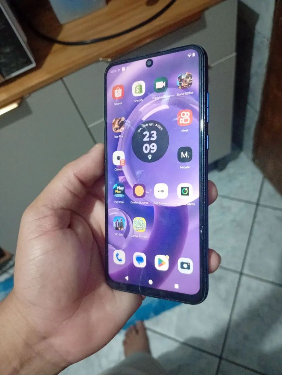 Máquina, celular, micro-ondas e carrinho de vendas - Foto 2