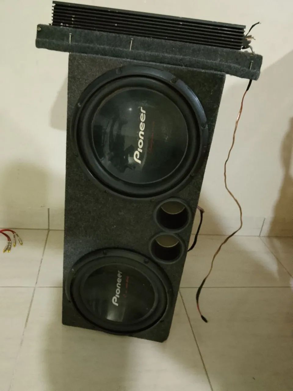 Graves e módulo no precinho 