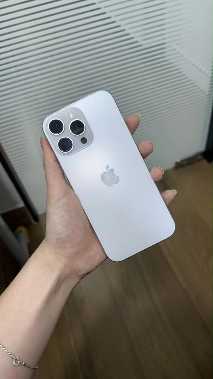 iPhone 16 Pro Max 256 GB, 100% bateria
