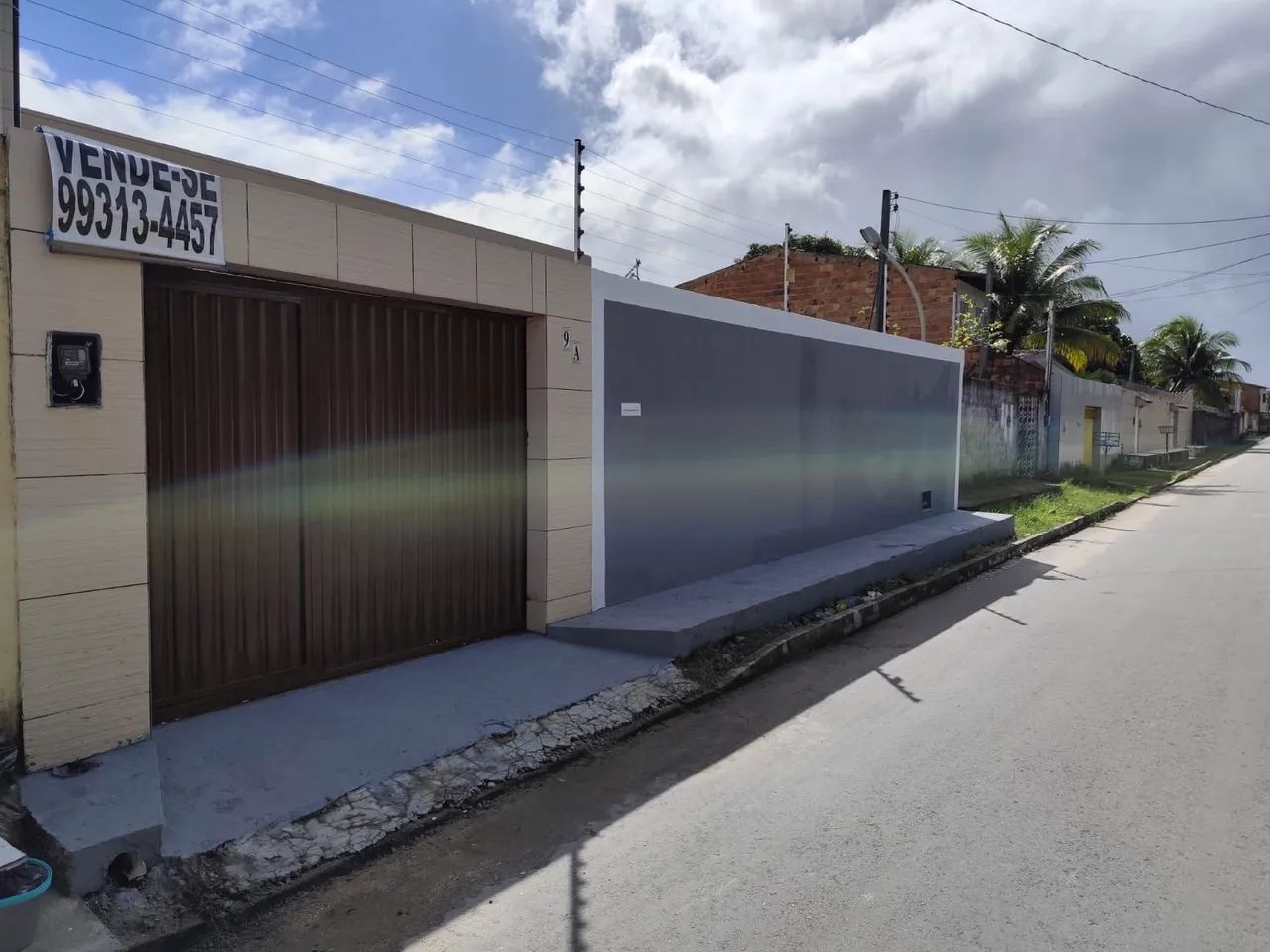 Vendo excelente casa próximo ao francês.