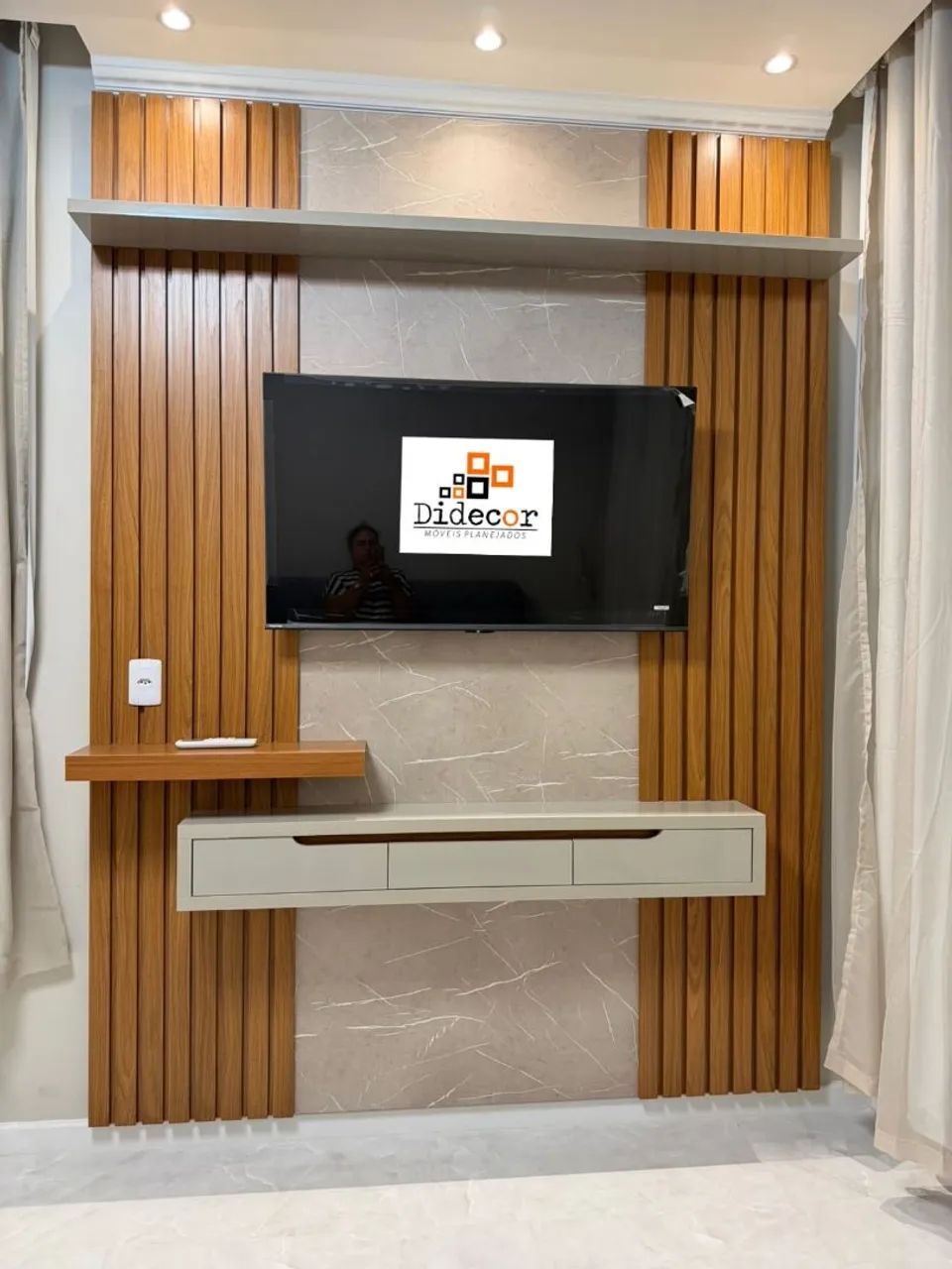 Painel ripado pra tv 70 polegadas  - Foto 2