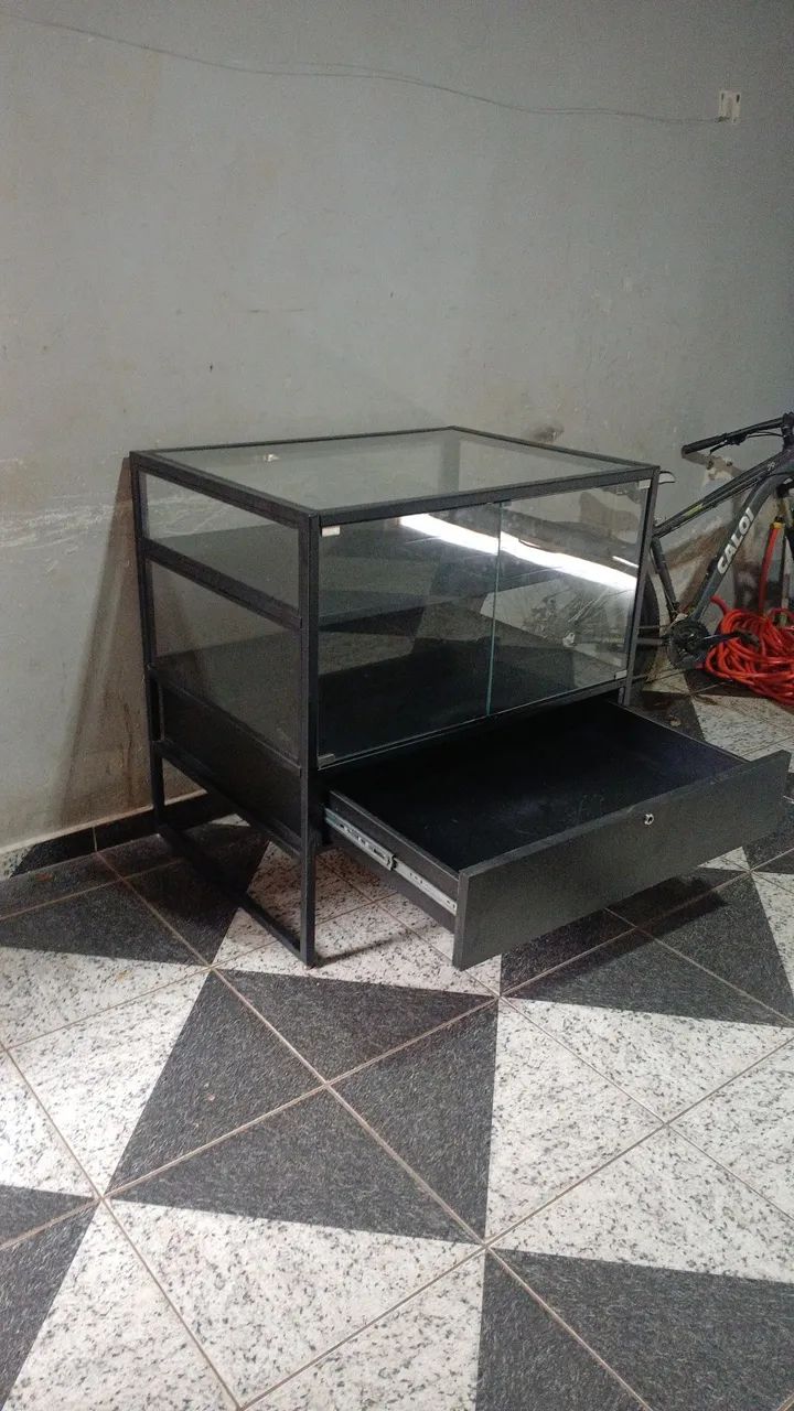 Vitrine Expositor Com Vidros  - Foto 2