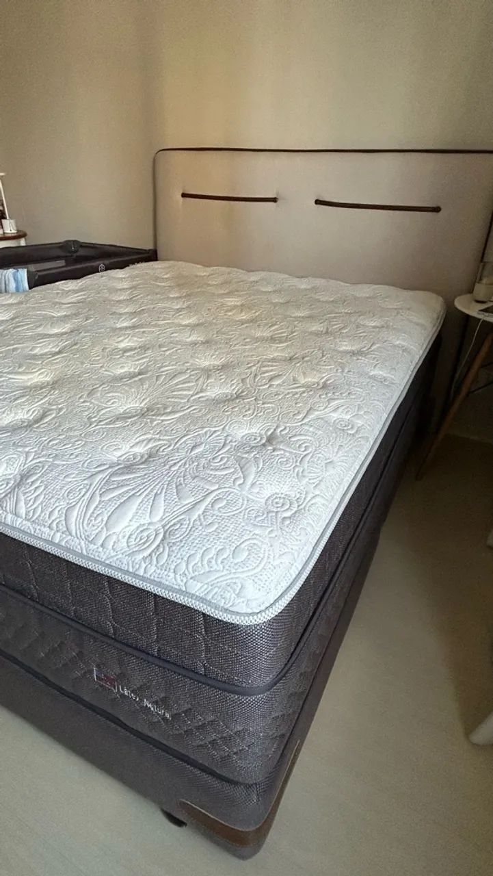 Vendo Colchão Queen Size com Box - Foto 2
